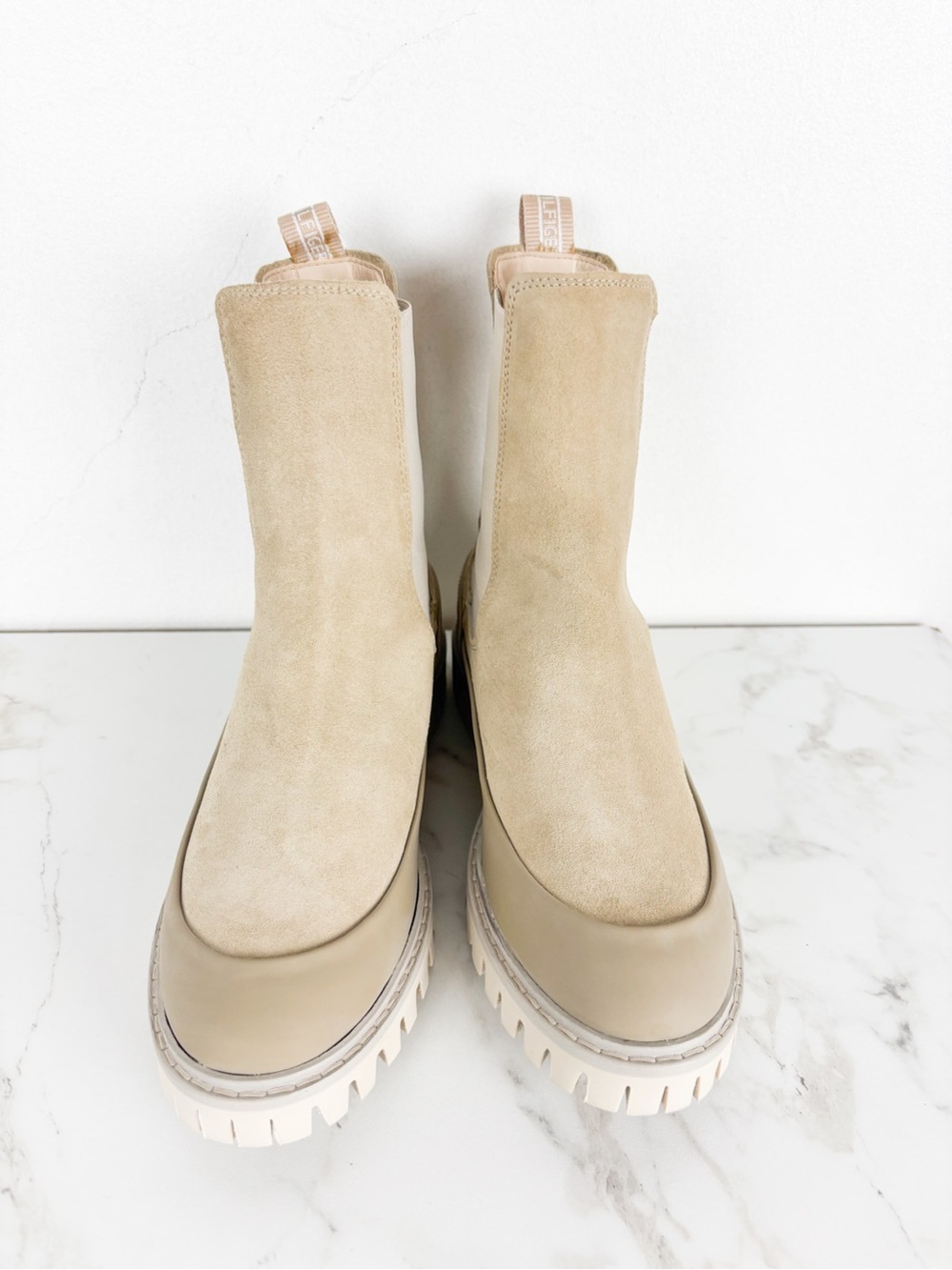 NWT Tommy Hilfiger Hally Chelseaboots Sz 7.5 - Picture 4 of 11